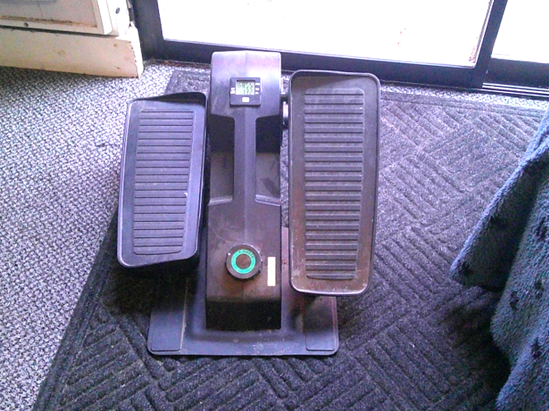 Cubii JR1 Seated Eliptical (Black)