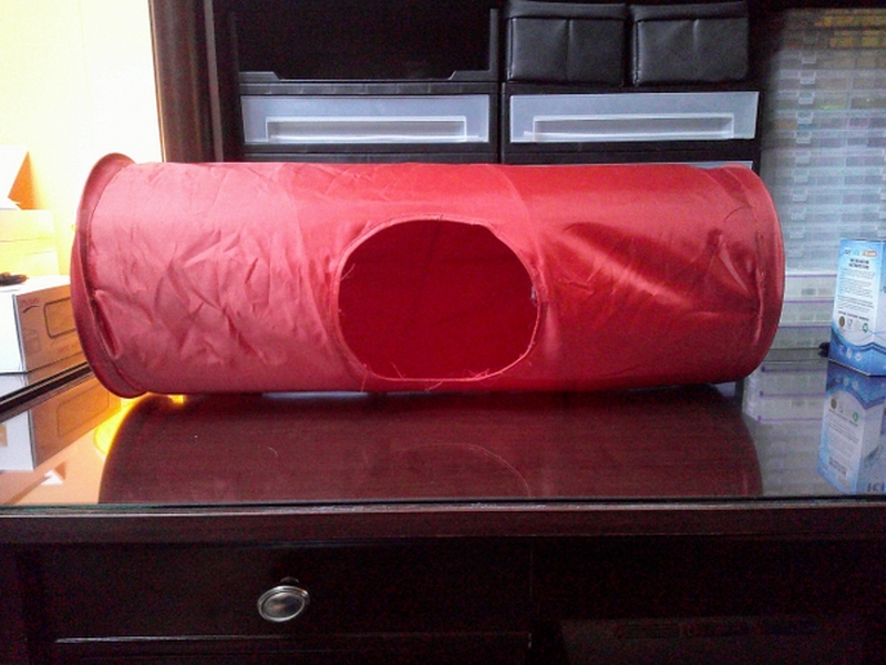 Cat Tunnel (Red)
